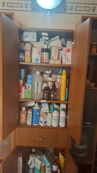 Armario de baño madera y cristal con dos torres