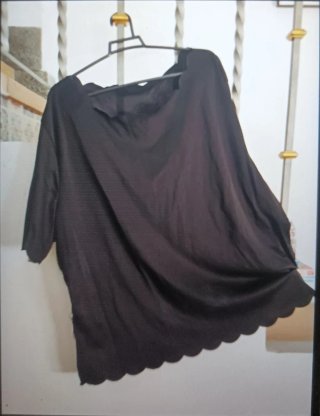Blusa Negra Talla Grande, no envio