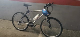 Bicicleta de Montaña con Casco