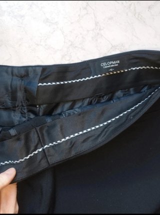 Pantalón de pinzas negro talla 42