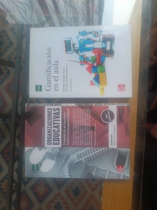 Libros de la carrera de Pedagogia de la UNED