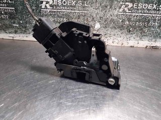 Cerradura puerta trasera derecha FORD FOCUS