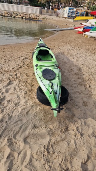 Kayak 1 plaza con timón y extras