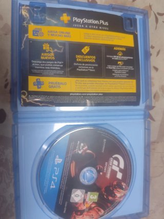 PS4 Gran Turismo Sport