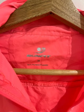 Chaqueta Runfit Cortavientos Mujer Rosa/Roja