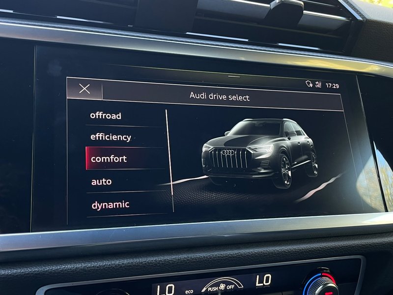 Audi Q3 2019, foto 20