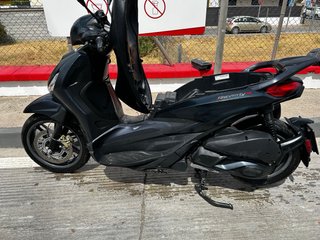 Piaggio Beverly 300 HPE ABS 2021