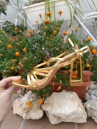 Sandalias Doradas Talla 39