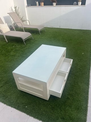 Mesa de Centro Blanca con Cajones