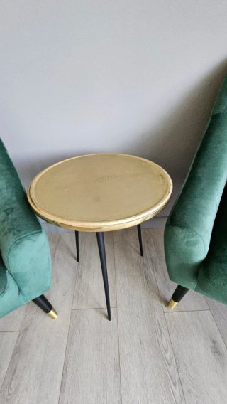 Conjunto 2 Sillas Terciopelo Verde y Mesa Dorada