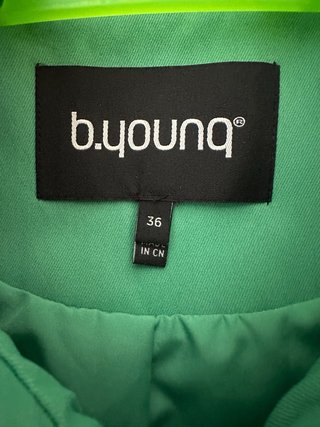 Gabardina Verde buoung Talla M