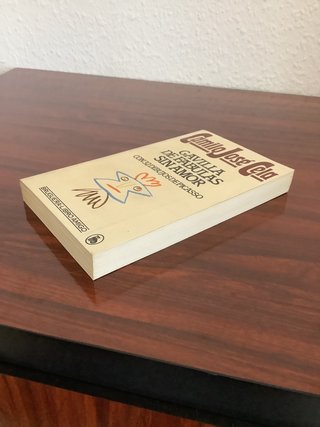Gavilla de fabulas sin amor