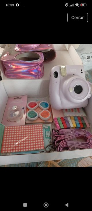 Cámara Fujifilm Instax Mini 11 y accesorios