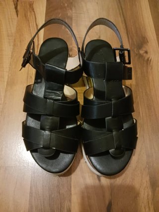 Sandalias Negras