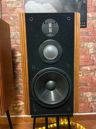 Altavoces Infinity Kappa 6 + Stands
