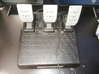 Volante Thrustmaster T248 PS5 / PS4