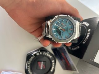 G-SHOCK GM-2100 Plata Esfera Azul | Casio