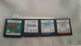 Nintendo DS Blanca con 4 Juegos