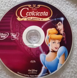 DVD Aladino y la lámpara maravillosa y muchas más.