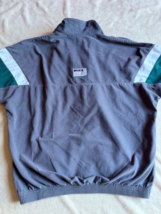 Chaqueta deportiva Nike Y2K gris y verde
