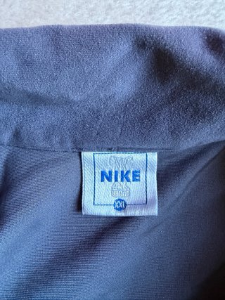 Chaqueta deportiva Nike Y2K gris y verde