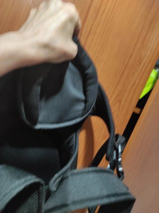 Mochila Portabebés Negra y Gris