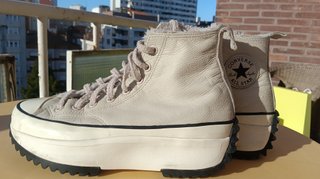 Converse Run Star Hike Hi Cozy Club Orewood. 40.5.