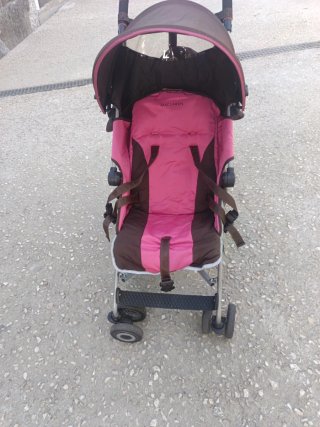 Silla de paseo Maclaren rosa y marrón