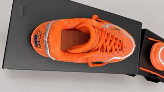 Nike LeBron XXIII FK sin estrenar