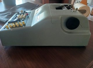 Calculadora Antigua Olivetti Divisumma