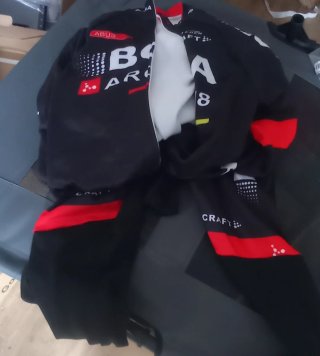 Conjunto Ciclista BORA-hansgrohe