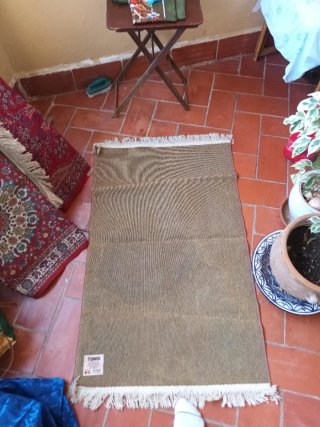 Lote de 4 alfombras de Túnez nuevas. negociable