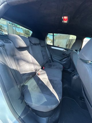 Volkswagen Golf VI