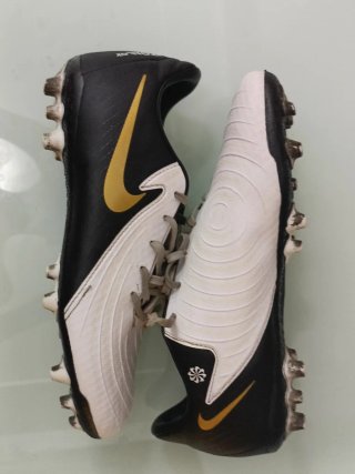 Botas de Fútbol Nike Phantom GX II Academy