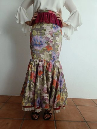 Falda larga flamenca estampada