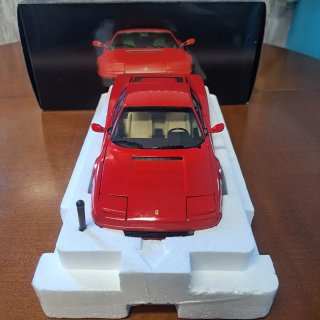 Ferrari Testarossa kyosho 1/18