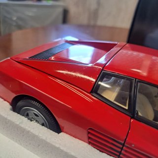 Ferrari Testarossa kyosho 1/18