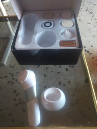 Lote Limpiador Facial y Kit Manicura/Pedicura