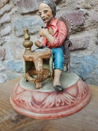 Figura Decorativa de Cerámica