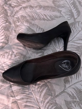 Zapatos de tacón negros Zara