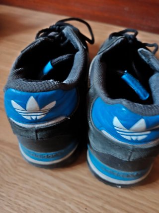 Zapatillas Adidas Negras y Azules