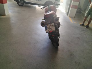 Ducati Monster 696 Roja
