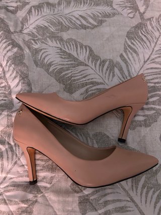 Zapatos de Salón Membur Beige