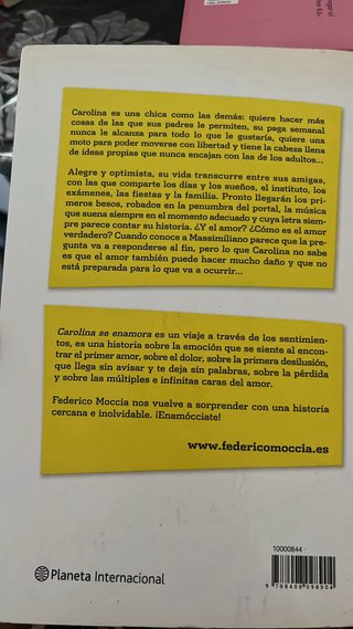Libro Carolina se enamora