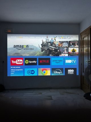 Proyector Horlat 4K Android TV 28000 Lúmenes
