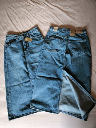 Falda vaquera Levi's larga 1=50€ o 2=85€