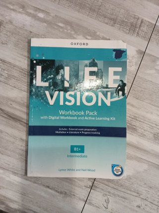 Life Vision Intermediate. Workbook pack with di...