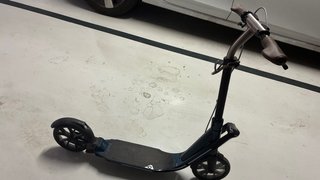 Patinete con amortiguadores