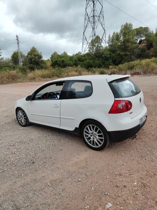 Volkswagen Golf V GTI