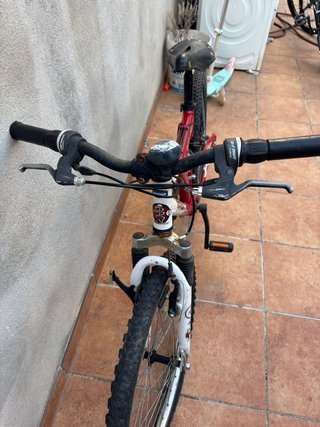 Bicicleta de Montaña Decathlon Roja